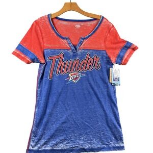 OKC Thunder NBA Short Sleeve V Neck T Shirt Women's Junior Size M